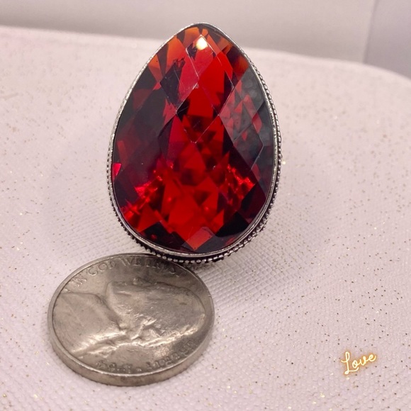 Sparkling Mozambique Garnet Gemstone Handmade Ring - Picture 7 of 8